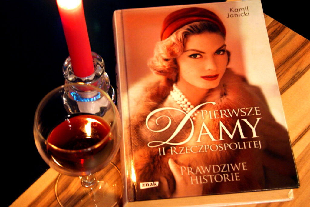 Pierwsze Damy